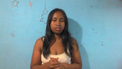 Voarisoaaaaa0 live cam on Cam4
