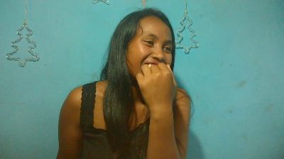 Voarisoaaaaa0 live cam on Cam4