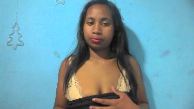 Voarisoaaaaa0 live cam on Cam4