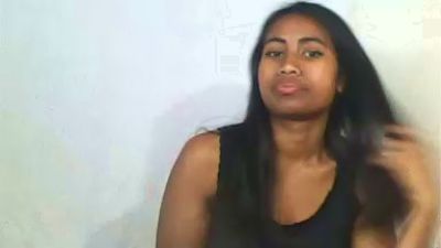 Voarisoaaaaa0 live cam on Cam4