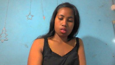 Voarisoaaaaa0 live cam on Cam4