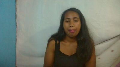 Voarisoaaaaa0 live cam on Cam4