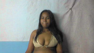 Voarisoaaaaa0 live cam on Cam4