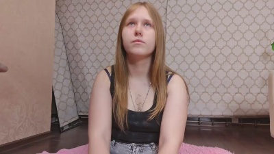 VoidElaris live cam on Cam4