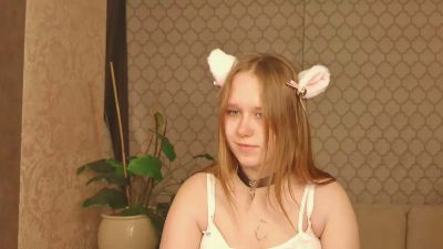 VoidElaris live cam on Cam4
