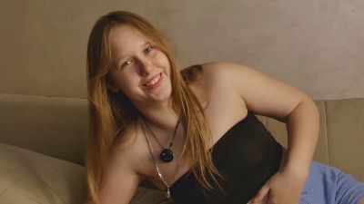 VoidElaris live cam on Cam4