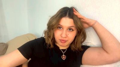 Profile and Statistics for VoncileNeis on Cam4