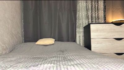 VonnieMaurus live cam on Cam4