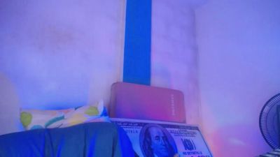 Vritany live cam on Cam4