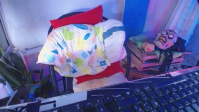 Vritany live cam on Cam4