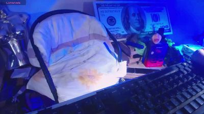 Vritany live cam on Cam4