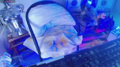 Vritany live cam on Cam4