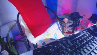 Vritany live cam on Cam4