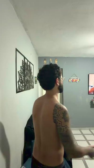 Vulgofig live cam on Cam4
