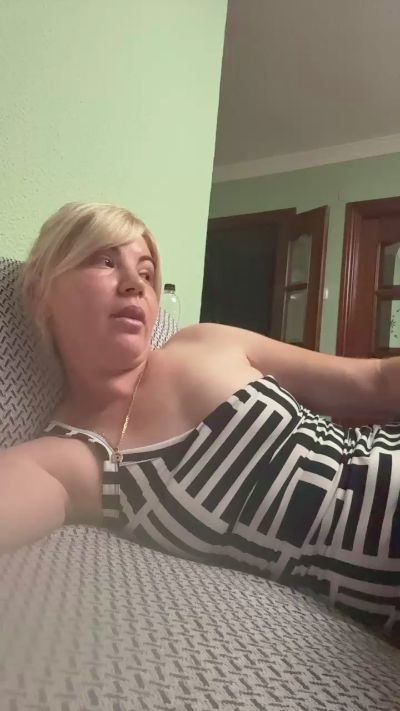 Vyo07 live cam on Cam4