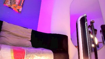 WAKANDA_27 live cam on Cam4