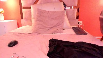 WAKANDA_27 live cam on Cam4