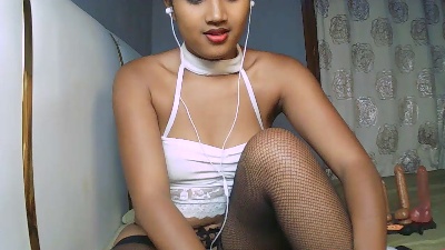 WILDFEMALE live cam on Cam4