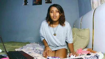 WILDFEMALE live cam on Cam4