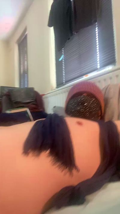 Wallyfgg webcam