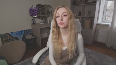 Profile and Statistics for WandaLetellier on Cam4