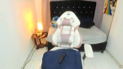 Wandaa_sg live cam on Cam4
