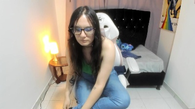 Wandaa_sg live cam on Cam4