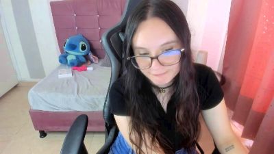 Wandaa_sg live cam on Cam4