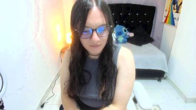 Wandaa_sg live cam on Cam4