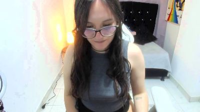 Wandaa_sg live cam on Cam4