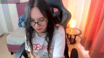 Wandaa_sg live cam on Cam4