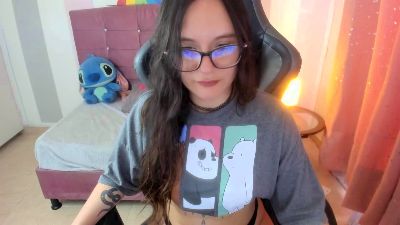Wandaa_sg live cam on Cam4