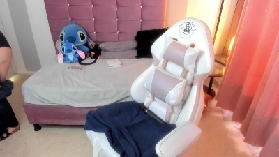 Wandaa_sg live cam on Cam4