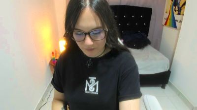 Wandaa_sg live cam on Cam4