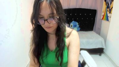 Wandaa_sg live cam on Cam4