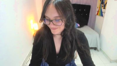 Wandaa_sg live cam on Cam4