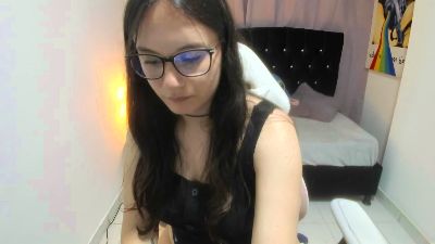Wandaa_sg live cam on Cam4