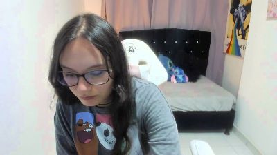 Wandaa_sg live cam on Cam4