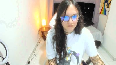 Wandaa_sg live cam on Cam4