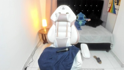 Wandaa_sg live cam on Cam4