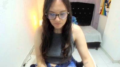 Wandaa_sg live cam on Cam4