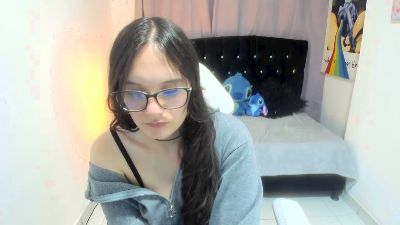 Wandaa_sg live cam on Cam4