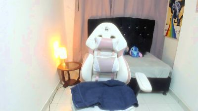 Wandaa_sg live cam on Cam4