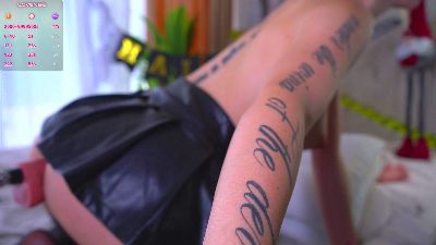 WanettaMoyle live cam on Cam4