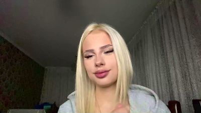 WavaTompkin live cam on Cam4