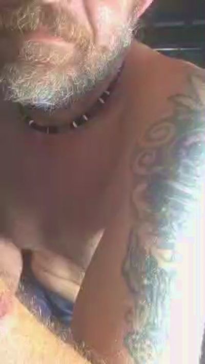 Wboner42000 live cam on Cam4