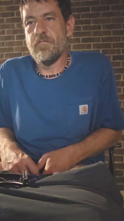 Wboner42000 live cam on Cam4