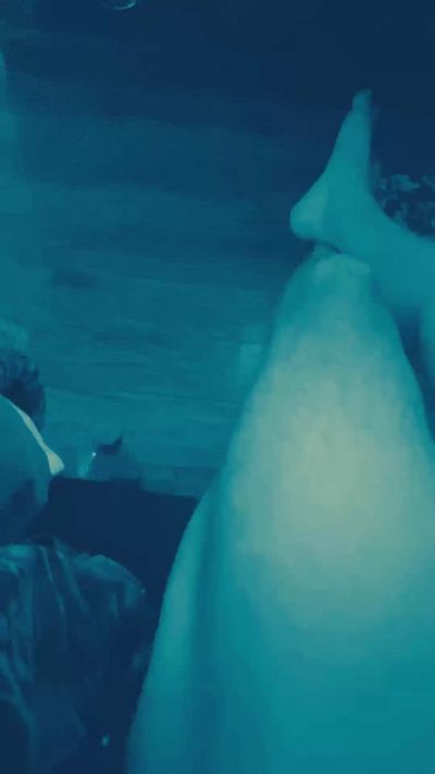 WeBuddyBi live cam on Cam4