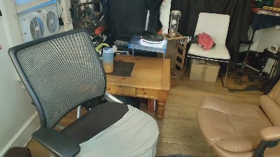 WeKnowOurWorth live cam on Cam4