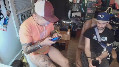 WeKnowOurWorth live cam on Cam4